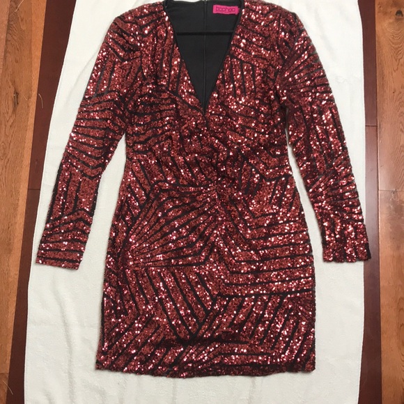 Boohoo Dresses & Skirts - Red sequined dress